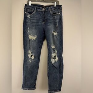 Judy Blue Boyfriend Fit Distructed Stretch Medium Wash Blue Jeans 13/31